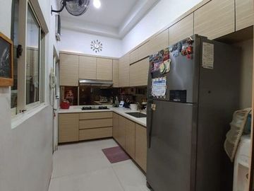 Rumah Siap Huni di Crown Mansion Pantai Indah Kapuk Jakarta Utara