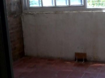DEPTO 3 AMB CON COCHERA 1 PISO POR ESCALERA. SAN FERNANDO QUIRNO COSTA 2100