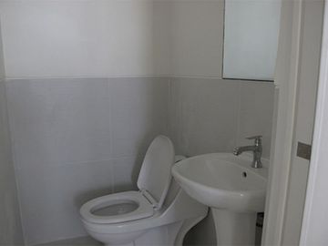 New Town House and Lot Sale In QC near Mindanao Avenue PH747