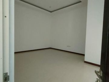 dijual rumah North emerald mansion tn 3 55, Citraland