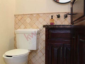 CASA EN VENTA EN SAN MIGUEL DE ALLENDE DENTRO DE VILLA CON ALBERCA Y ACCESO CONTROLADO
