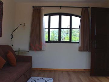 CASA EN VENTA EN SAN MIGUEL DE ALLENDE DENTRO DE VILLA CON ALBERCA Y ACCESO CONTROLADO