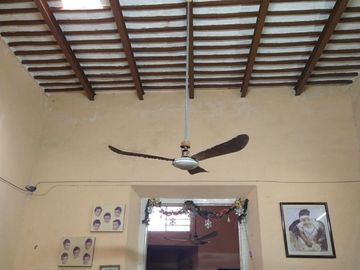 Casa en Venta de 3 Recámaras, en Barrio Santiago, Centro Histórico de Mérida