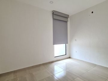 Casa en VENTA UN PISO fraccionamiento LOMAS DE MEDITERRANEO