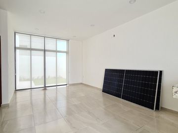 Casa en VENTA UN PISO fraccionamiento LOMAS DE MEDITERRANEO