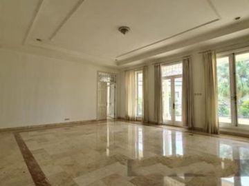Rumah mewah modern hook setrategis kemang