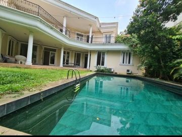 Rumah mewah modern hook setrategis kemang