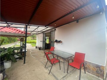 VENTA CASA CAMPESTRE VIA ARMENIA CIRCASIA