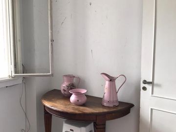 Departamento de 5 ambientes al frente en excelente ubicación céntrica Pleno Once!