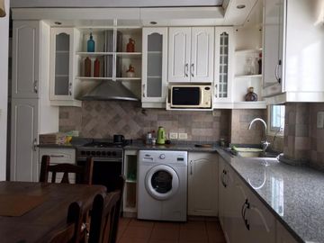 Departamento de 5 ambientes al frente en excelente ubicación céntrica Pleno Once!