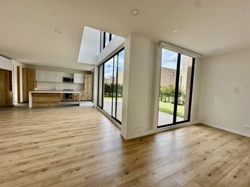 casa en venta en chuntame. Cod V6007