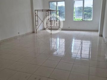 Ruko Disewakan di The Walk JGC Cakung Jakarta Timur Siap Huni