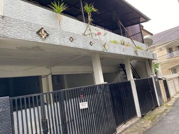 Rumah Siap Huni + Kamar Kos Di Lantai 2 Lokasi Strategis Di Jl. Kaimun