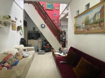 Rumah Siap Huni + Kamar Kos Di Lantai 2 Lokasi Strategis Di Jl. Kaimun