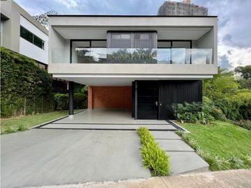 Venta de casa en Loma de El Esmeraldal