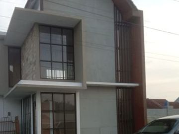 Dijual Rumah Berdesain Apartemen Mewah & Modern di Kudus