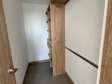 apartamento en arriendo en el porvenir. Cod A218129