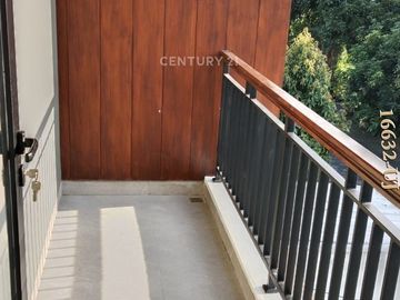 DIJUAL MODERN TROPICAL HOUSE Di Graha Bintaro