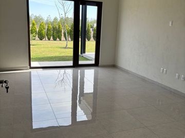 VENTA DE CASA EN VIÑEDOS DEL POLO EL MARQUES