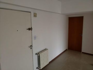 Excelente 2 ambientes con Super terraza, vistas y cochera