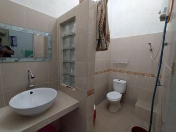 Rumah 2 Lantai Furnished Bumi Marina Emas Timur View Balkon