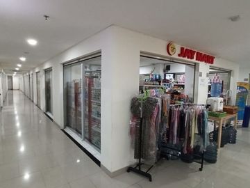 Kios murah dijual di apartemen tower Mahakam Jababeka Cikarang Bekasi