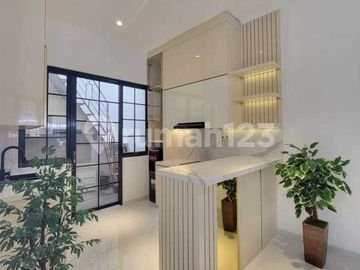 Rumah Modern 2 Lantai Emerald Residence 2 di Bintaro Tangsel