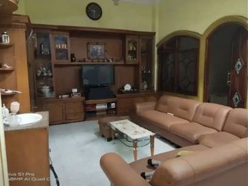 Rumah Siap Huni Raya Sultan Iskandar Muda Semampir Surabaya