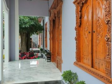 6 Bedroom House for sale