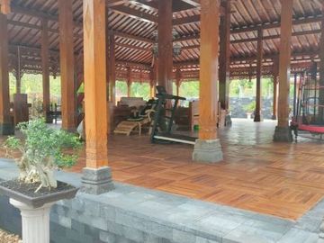 6 Bedroom House for sale