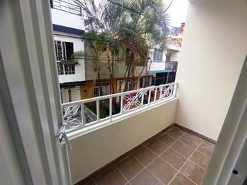 VENTA CASA BR. VILLAS DE SAN JUAN, GIRÓN. Cod V5975