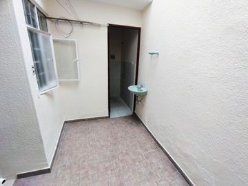 VENTA CASA BR. VILLAS DE SAN JUAN, GIRÓN. Cod V5975