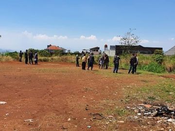 mewah minimalis modern Rumah syariah nuansa asri di kotamadya Bandung