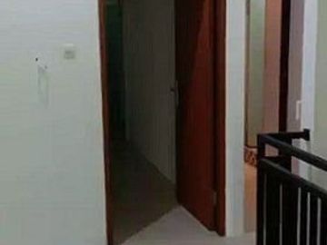 SEWA Rumah Cipete 3Kamar Tidur 2Lantai strategis banget luas 150m