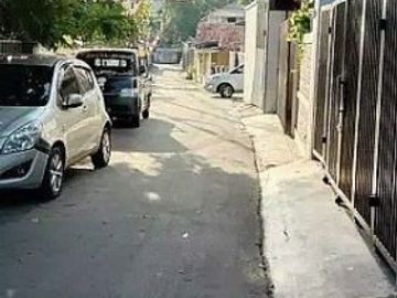 SEWA Rumah Cipete 3Kamar Tidur 2Lantai strategis banget luas 150m