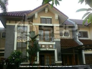 Rumah Dijual Jogja Cantik dlm Perum dekat Hyatt, jl Palagan