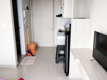 Disewa Murah Apartemen Springlake Studio Dekat Binus