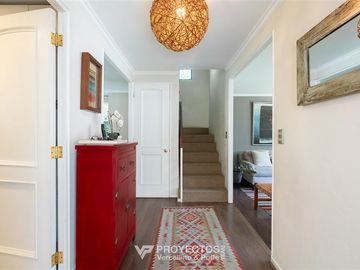 Casa en venta de 5 dorm. San Carlos de Apoquindo