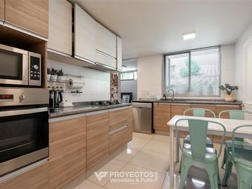 Casa en venta de 5 dorm. San Carlos de Apoquindo