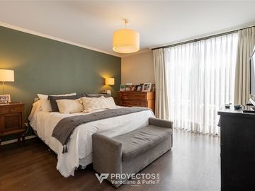 Casa en venta de 5 dorm. San Carlos de Apoquindo