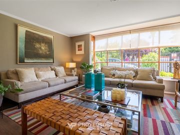 Casa en venta de 5 dorm. San Carlos de Apoquindo