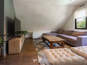 Casa en venta de 5 dorm. San Carlos de Apoquindo