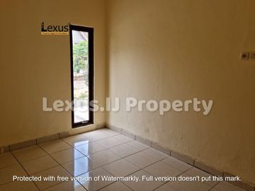Disewakan rumah di Villa Grand Tomang