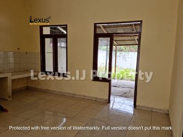 Disewakan rumah di Villa Grand Tomang