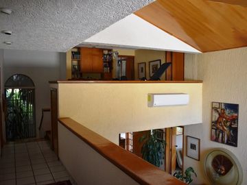 Las Cañadas, Casa en Venta a Campo de Golf con Bonita Vista