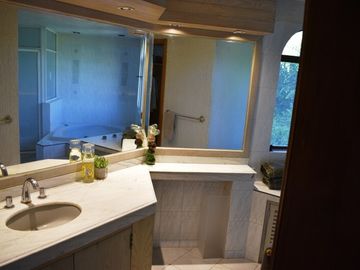Las Cañadas, Casa en Venta a Campo de Golf con Bonita Vista