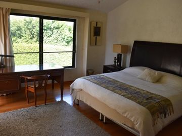 Las Cañadas, Casa en Venta a Campo de Golf con Bonita Vista