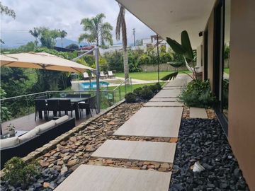 CASA CAMPESTRE CERCA A LA CIUDAD
