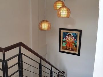 Quezon City Townhouse 4BR 3carpark inside subdiv nr LungCntr
