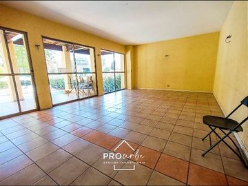 Departamento en Venta en Country Club, the Grange School